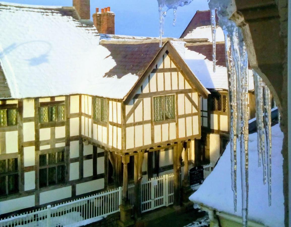 Castle Street Cottage Ruthin Esterno foto